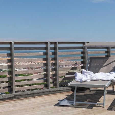 Kiss Beachfront Hotel & Restaurant Cervia Dış mekan fotoğraf