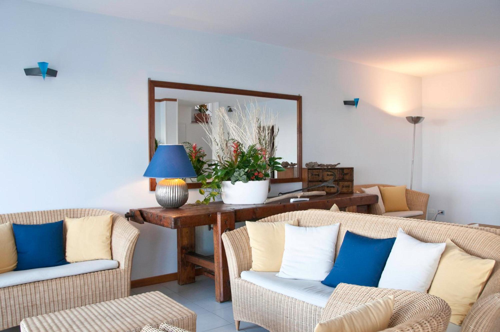 Kiss Beachfront Hotel & Restaurant Cervia Dış mekan fotoğraf