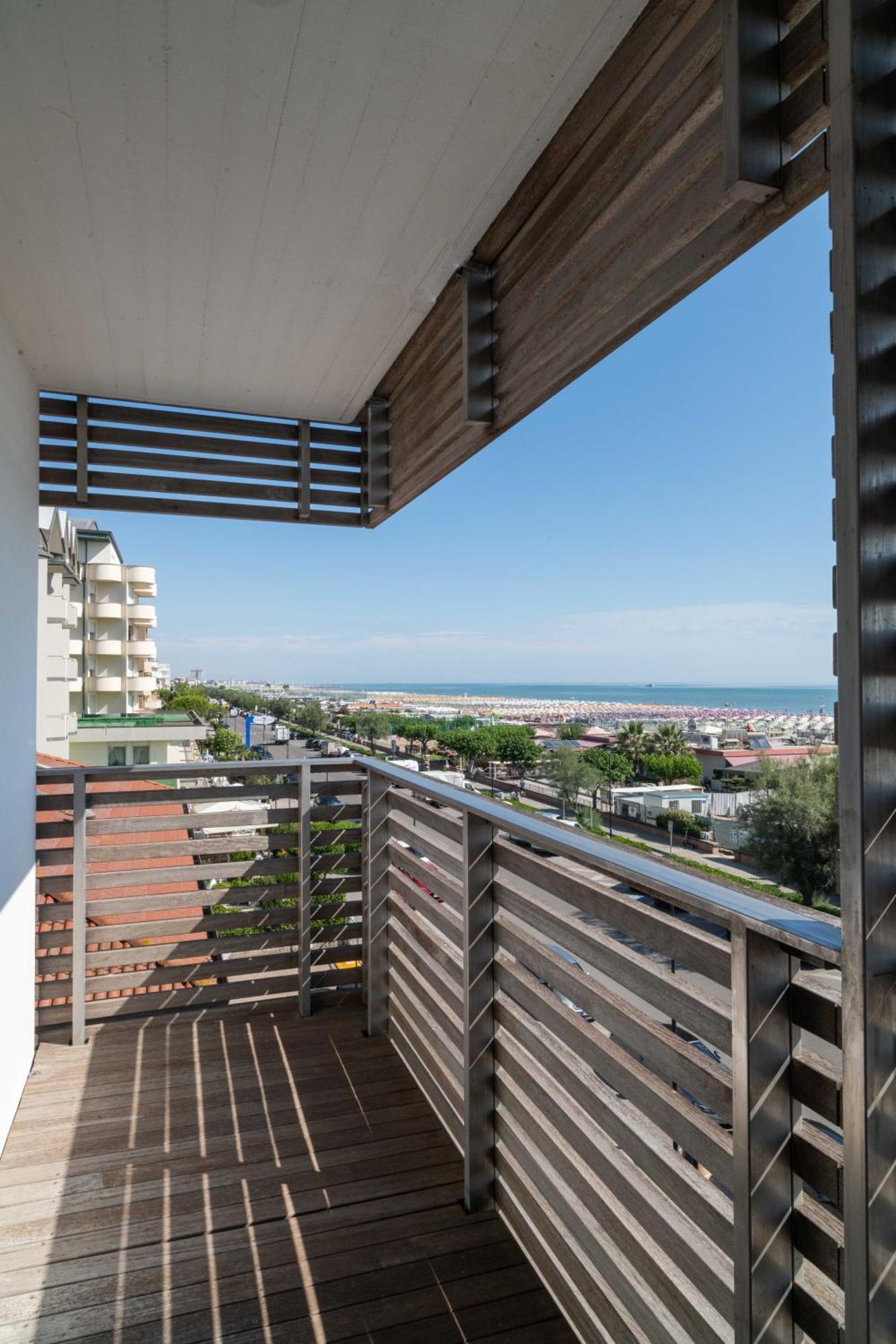Kiss Beachfront Hotel & Restaurant Cervia Dış mekan fotoğraf