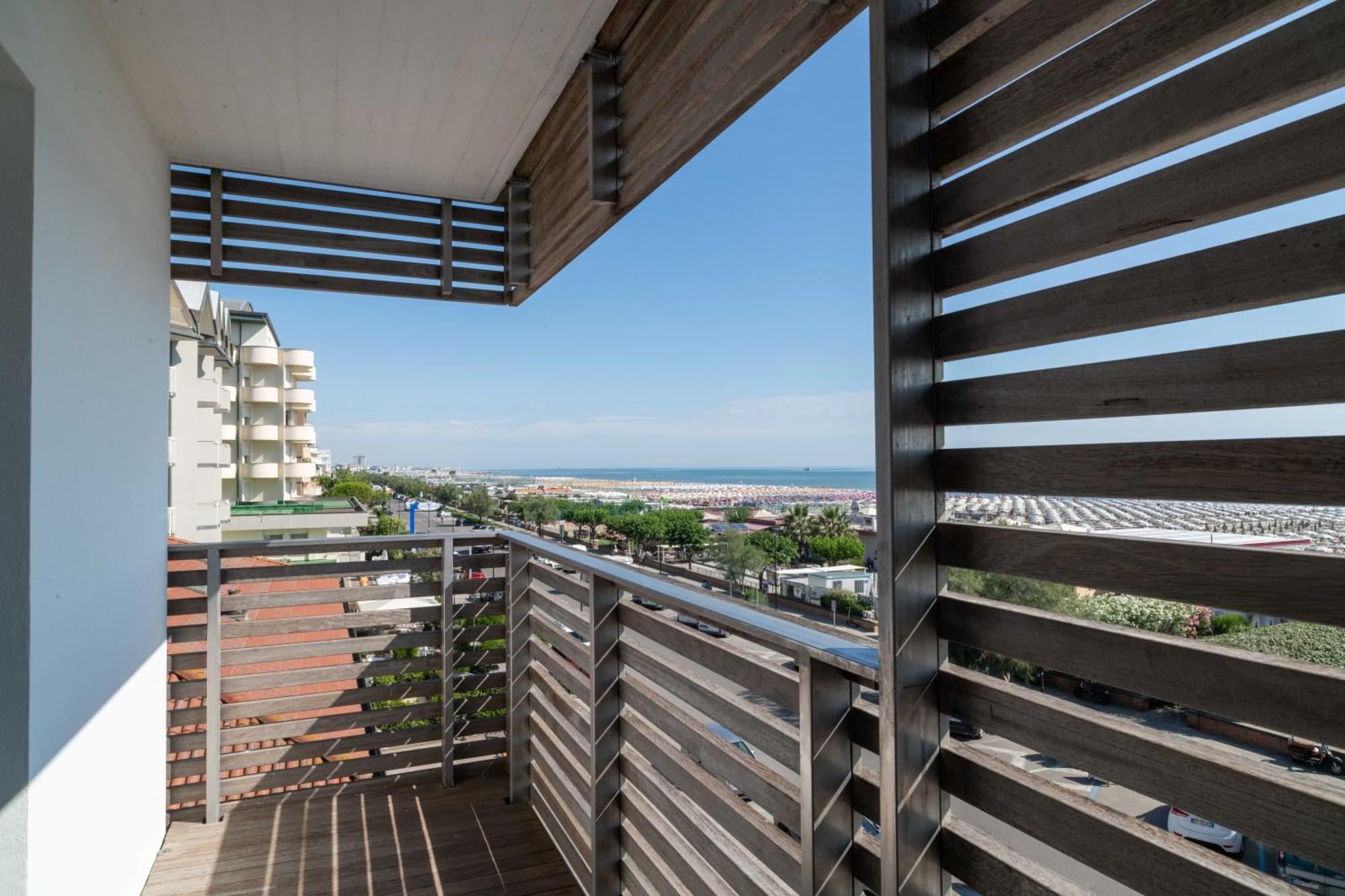 Kiss Beachfront Hotel & Restaurant Cervia Dış mekan fotoğraf